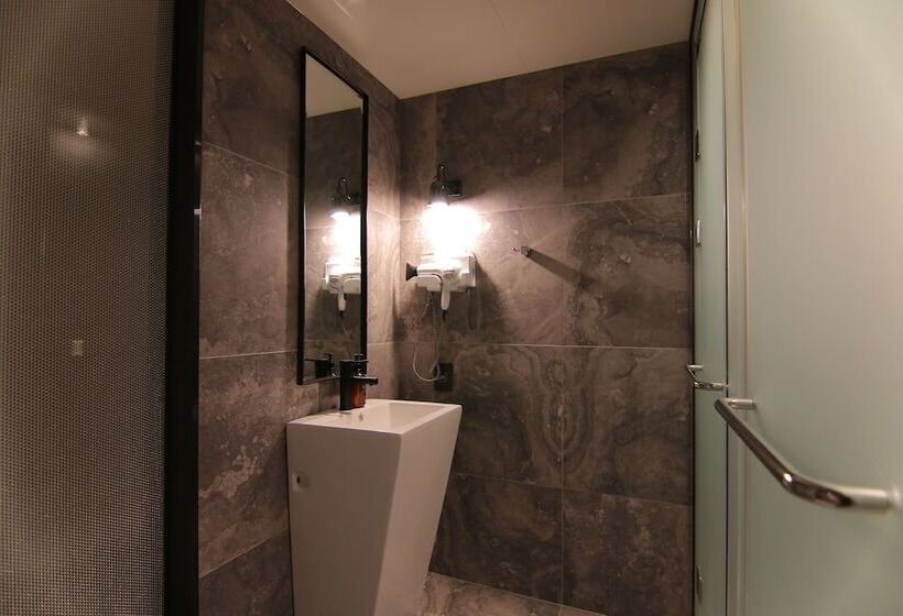 Люкс с Террасой, Suncheon Hotel Gite