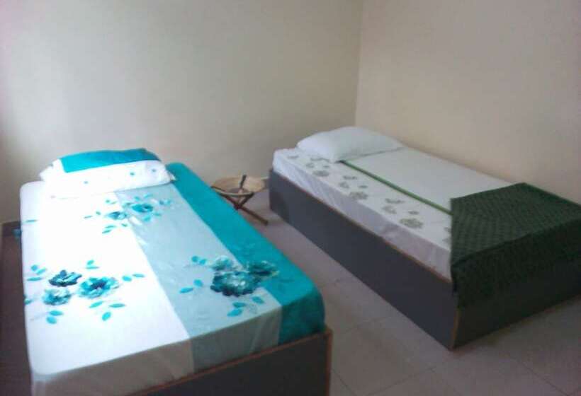 اتاق پایه با سرویس بهداشتی مشترک, Greenpage Garden Suites