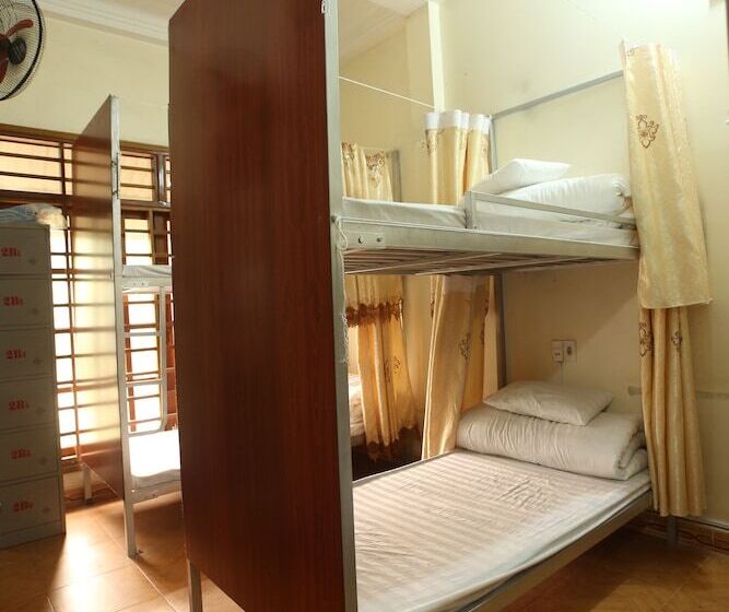 تختخواب در اتاق مشترک, Ha Giang Riverside Homestay