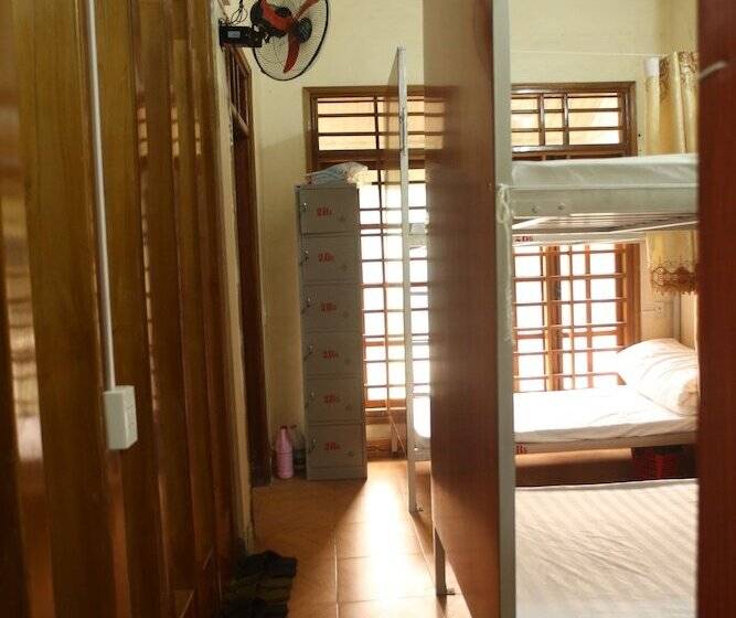 تختخواب در اتاق مشترک, Ha Giang Riverside Homestay