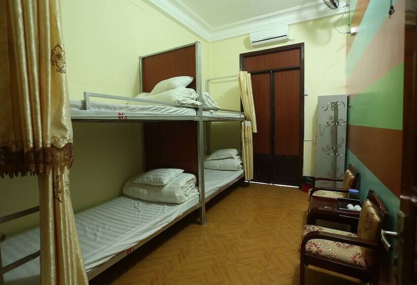 تختخواب در اتاق مشترک, Ha Giang Riverside Homestay