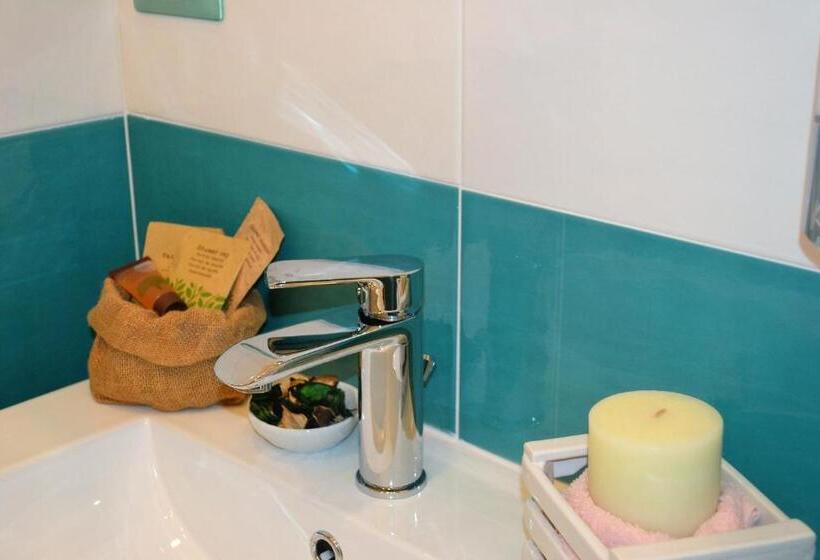 חדר סטנדרט לארבעה, B&b Sofia