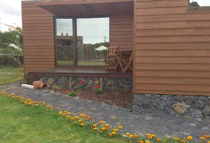 بنجلو عائلى, Alluar Lodge