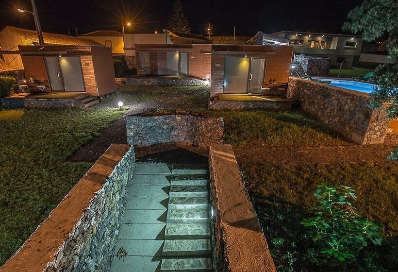 بنجلو عائلى, Alluar Lodge