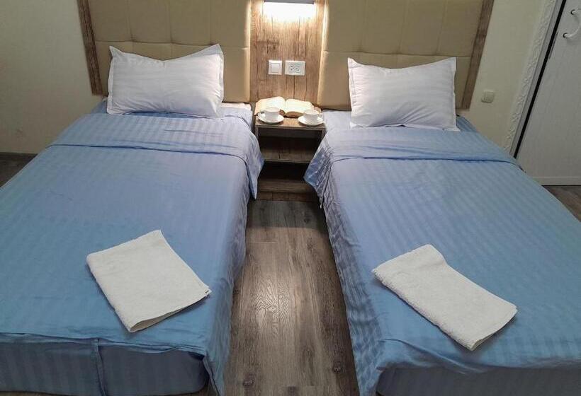 豪华房间, Bukhara House