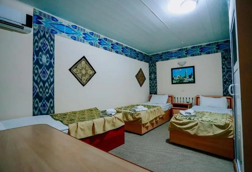 コンフォートトリプルルーム, Bukhara House
