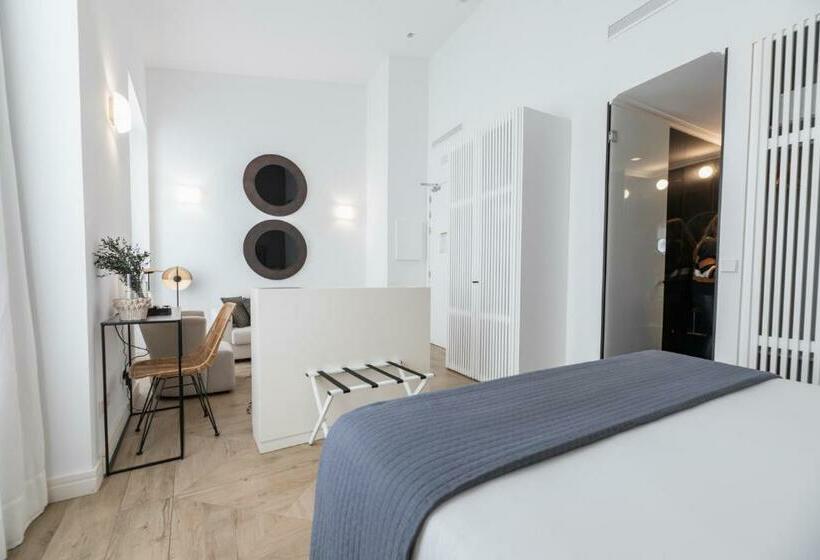 ジュニアスイート, Myr Marqués House