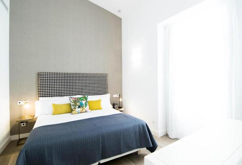 ジュニアスイート, Myr Marqués House