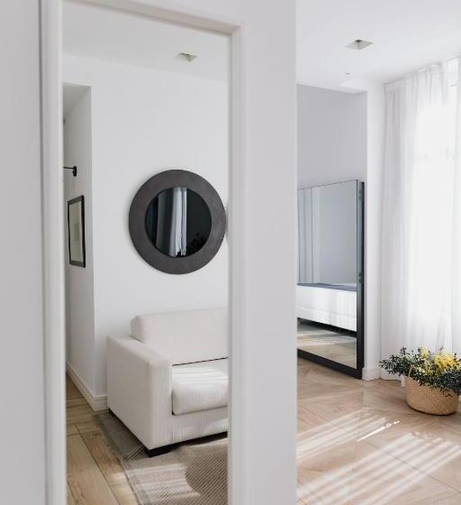 プレジデントスイートルーム, Myr Marqués House