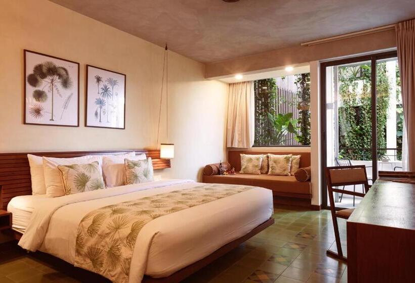 חדר דלוקס, Penh House