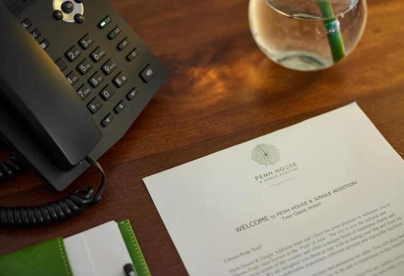 סוויטת ג'וניור, Penh House