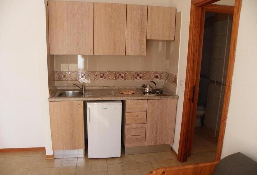 דירת חדר, Residence Eucalipti