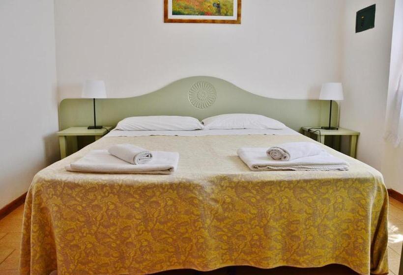 침실 2개 아파트, Residence Eucalipti