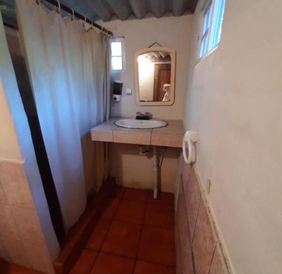 غرفة ديلوكس مطلّة علي البحر, Capricho Beach House