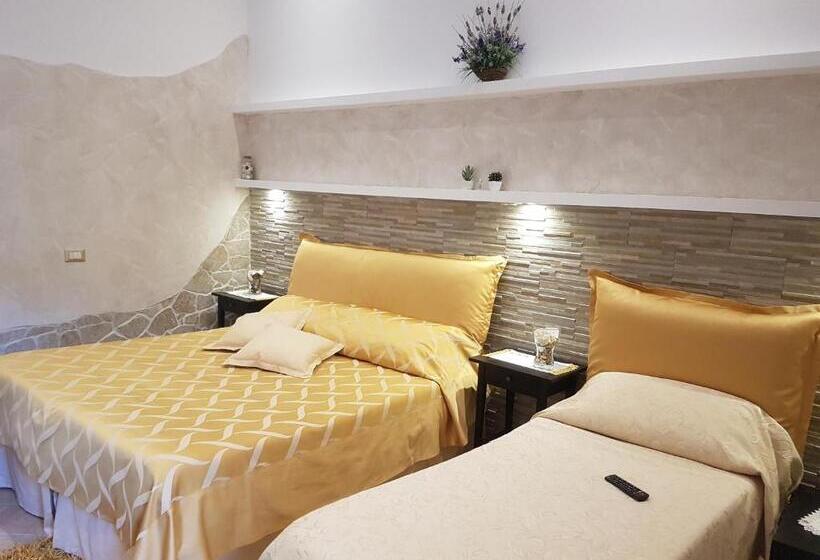 Juniorsvit, Selenebeach B&b