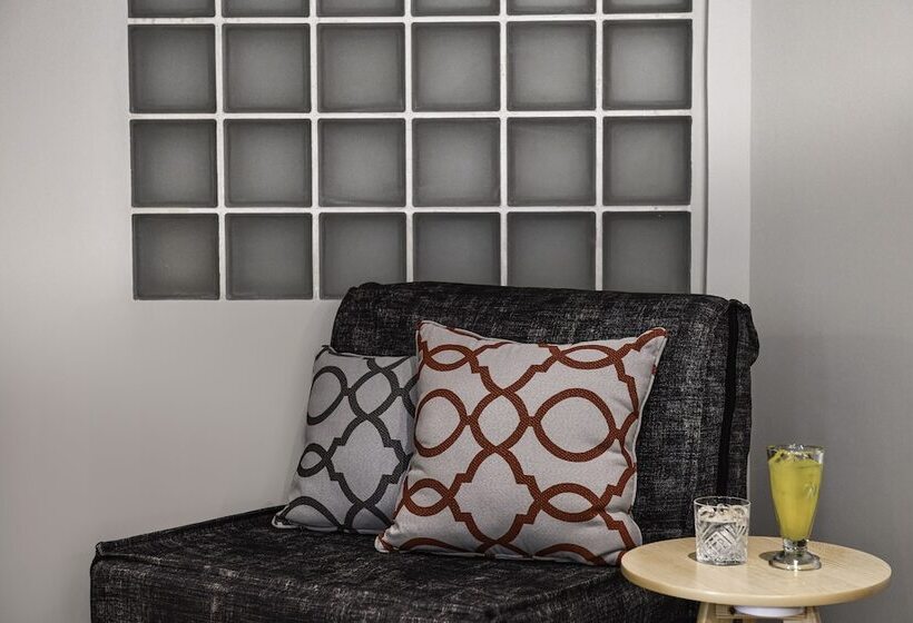 スイート(家族用), Athens One Smart