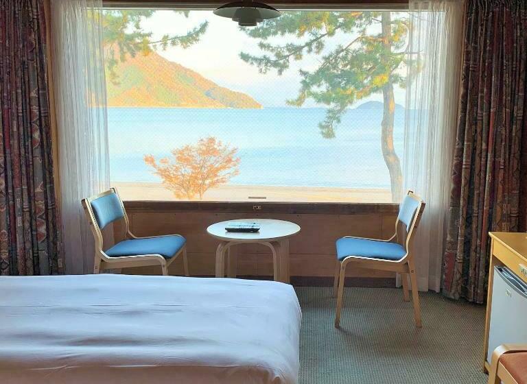 اتاق استاندارد با چشم‌انداز دریاچه, Grand Park Hotel Okubiwako Makino