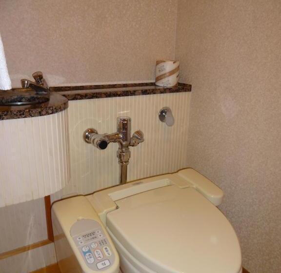 חדר משפחתי, Grand Park Hotel Okubiwako Makino