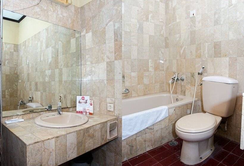 Suit Deluxe, Oyo 191 Edotel