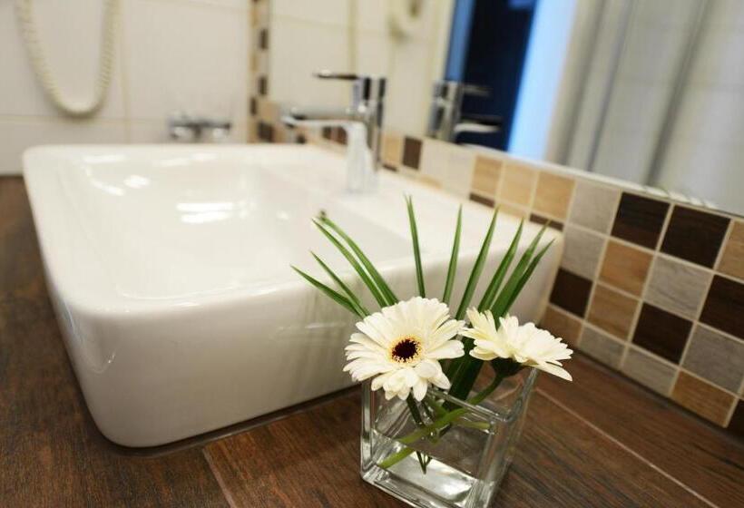 Camera Comfort Singola, Der Bayerische Hof