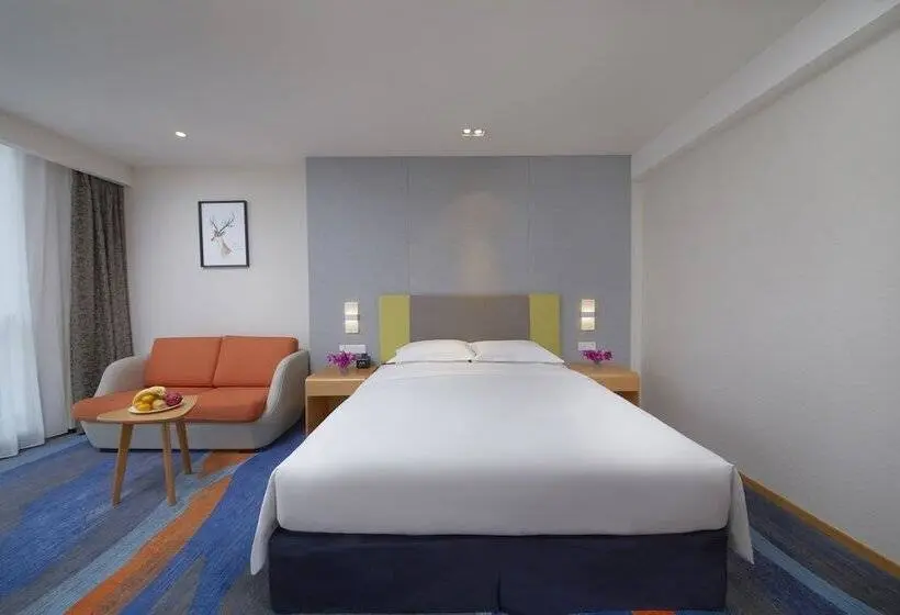 シティビューのダブルベッドスタンダードルーム, Holiday Inn Express Zhengzhou Zhengdong, An Ihg