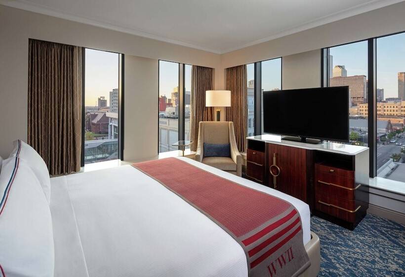 デラックスルーム, Higgins Hotel, Official Hotel Of The National Wwii Museum, Curio Collection By Hilton