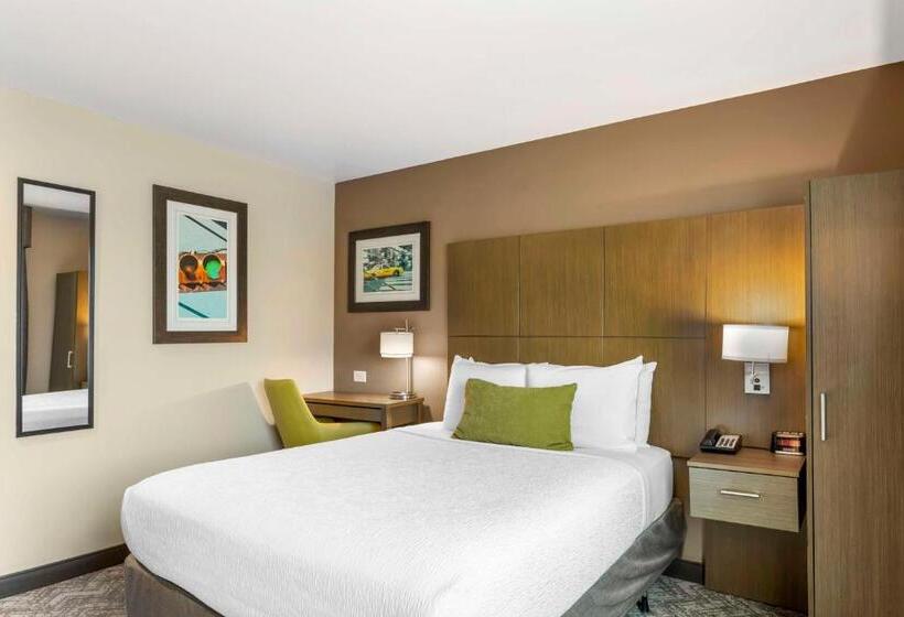 Номер Стандарт Адаптированный для Инвалидов, Best Western Brooklynconey Island Inn