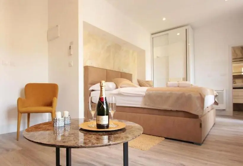 バルコニー付きデラックスルーム, Well Of Life Luxury Rooms