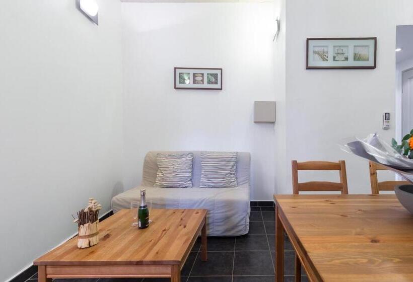 דירת שני חדרים, Florella Maréchal Joffre