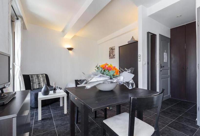 חדר סטודיו סטנדרד, Florella Maréchal Joffre