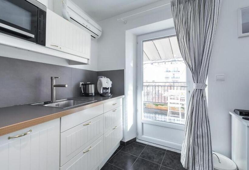 סטודיו סטנדרט עם מרפסת, Florella Maréchal Joffre