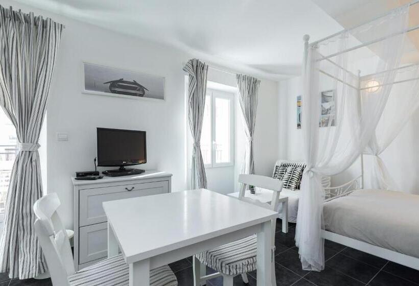 סטודיו סטנדרט עם מרפסת, Florella Maréchal Joffre