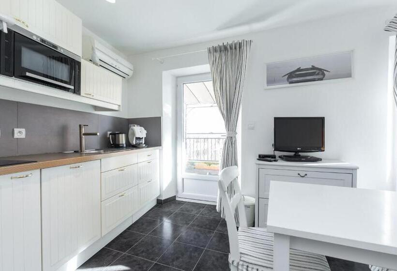 סטודיו סטנדרט עם מרפסת, Florella Maréchal Joffre