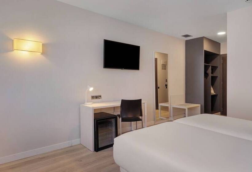 스탠다드 룸, B&b Hotel Oviedo