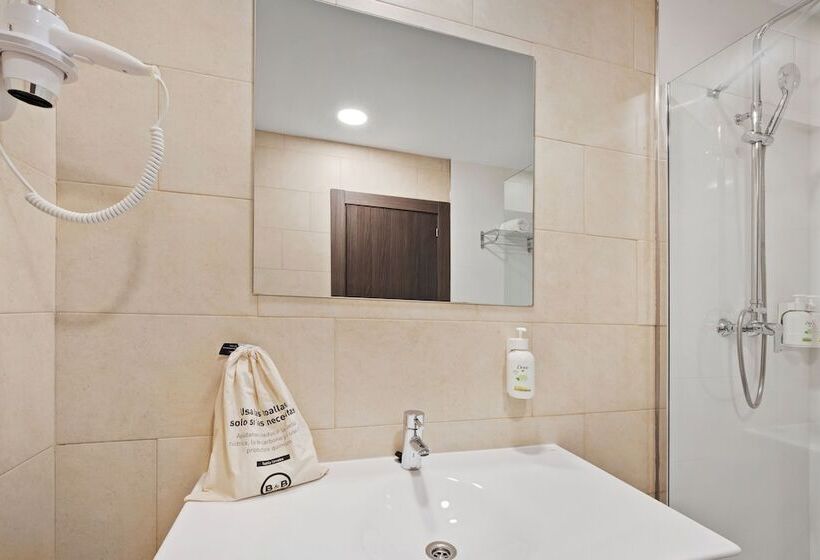 Номер Стандарт Индивидуальный, B&b Hotel Oviedo
