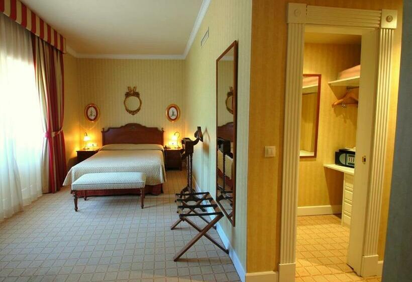 جناح جونيور, Arcea Gran Hotel Pelayo