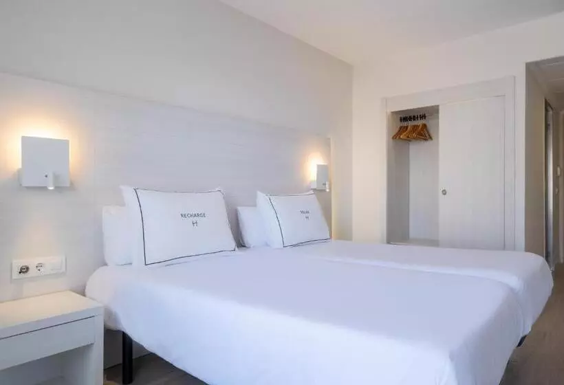 اتاق استاندارد با چشم‌انداز استخر, Helios Mallorca Hotel & Apartments