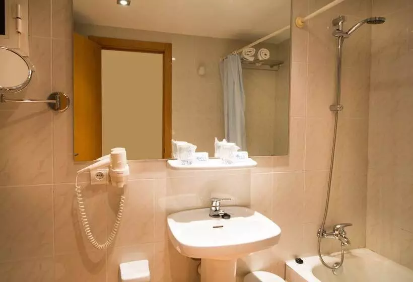 Standard Enkeltværelse, Abelux