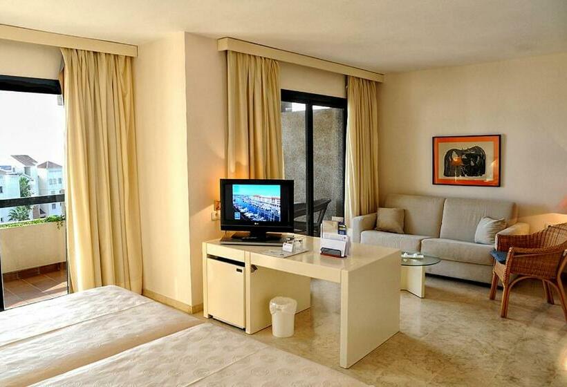 수피리어 룸, Ar Almerimar