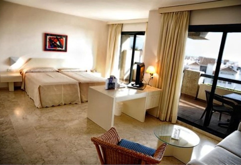 수피리어 룸, Ar Almerimar