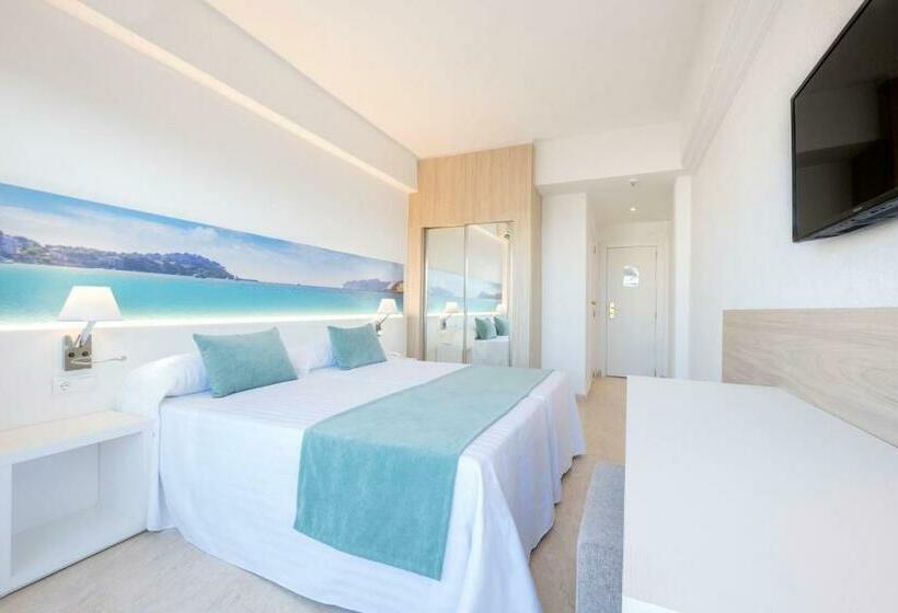 חדר פרמיום לשלושה, Azuline Hotel Bahamas Y Bahamas Ii