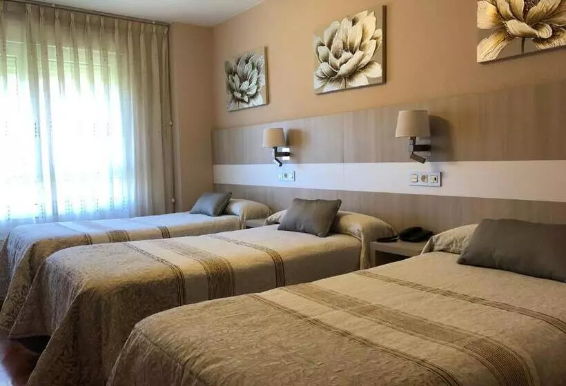 اتاق استاندارد سه نفره, Bahia