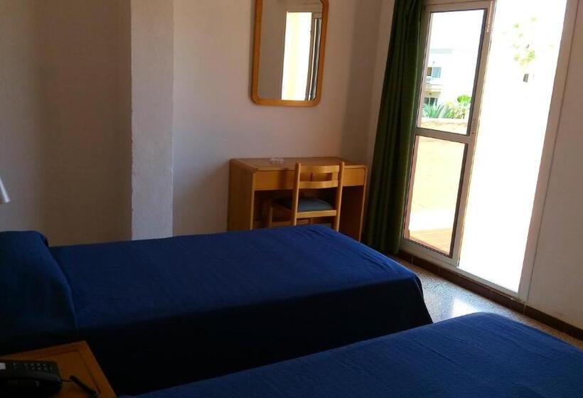 スタンダードルーム, Bari