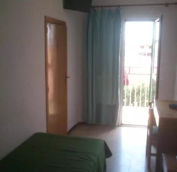 Chambre Standard Individuelle, Bari