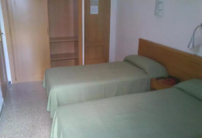 Chambre Standard Individuelle, Bari