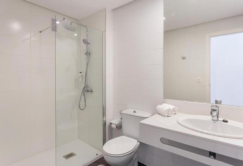 Quarto Superior, B&b Hotel Oviedo