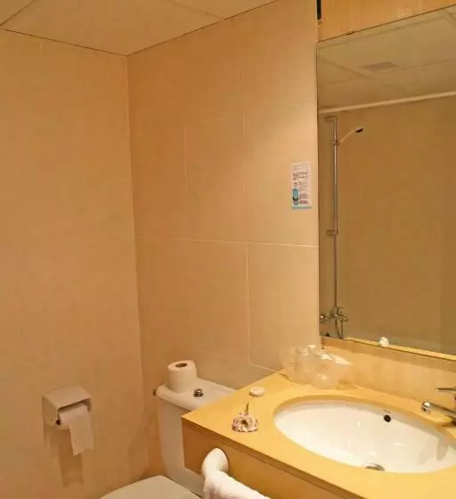 Chambre Supérieure, Bella Mar