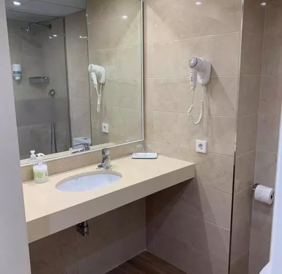 Quarto Estandar Individual, Biniamar