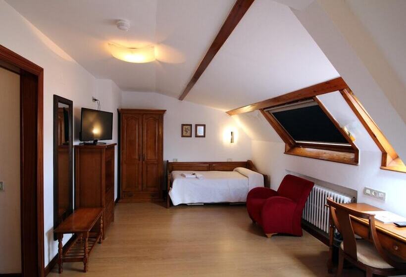 スタンダードトリプルルーム, Cabeza