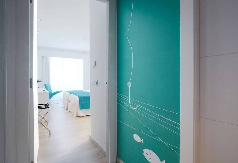 Triple Room Sea View, Costa Azul